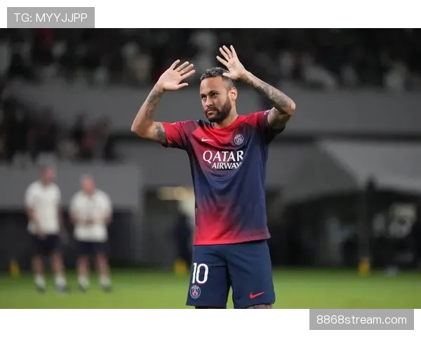 内马尔又双叒晒豪车了，这回连车库都快塞不下吧？