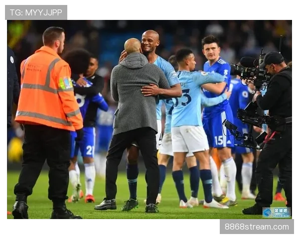 孔帕尼退役三年，家里车库还停着五辆超跑？