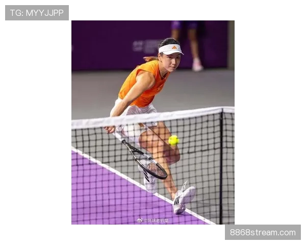 王欣瑜赛后抱着名牌包上了豪车，粉丝：这是去颁奖还是搬家